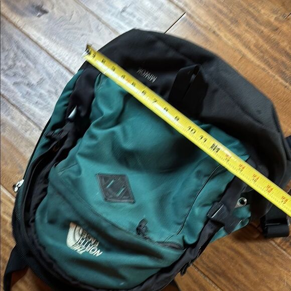 The North Face Green and Black Men's Backpack - Picture 12 of 13